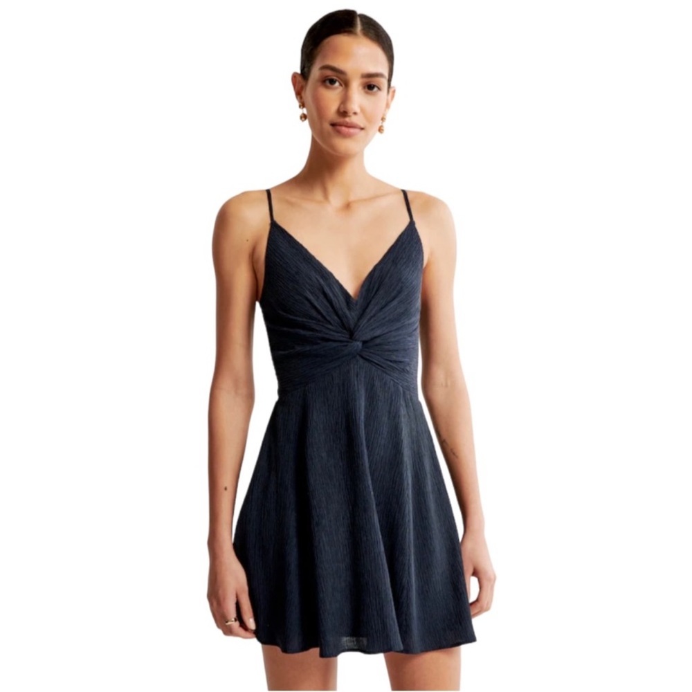 Abercrombie & Fitch Women's Navy Crinkle Textured Twist-Front Mini Dress - M